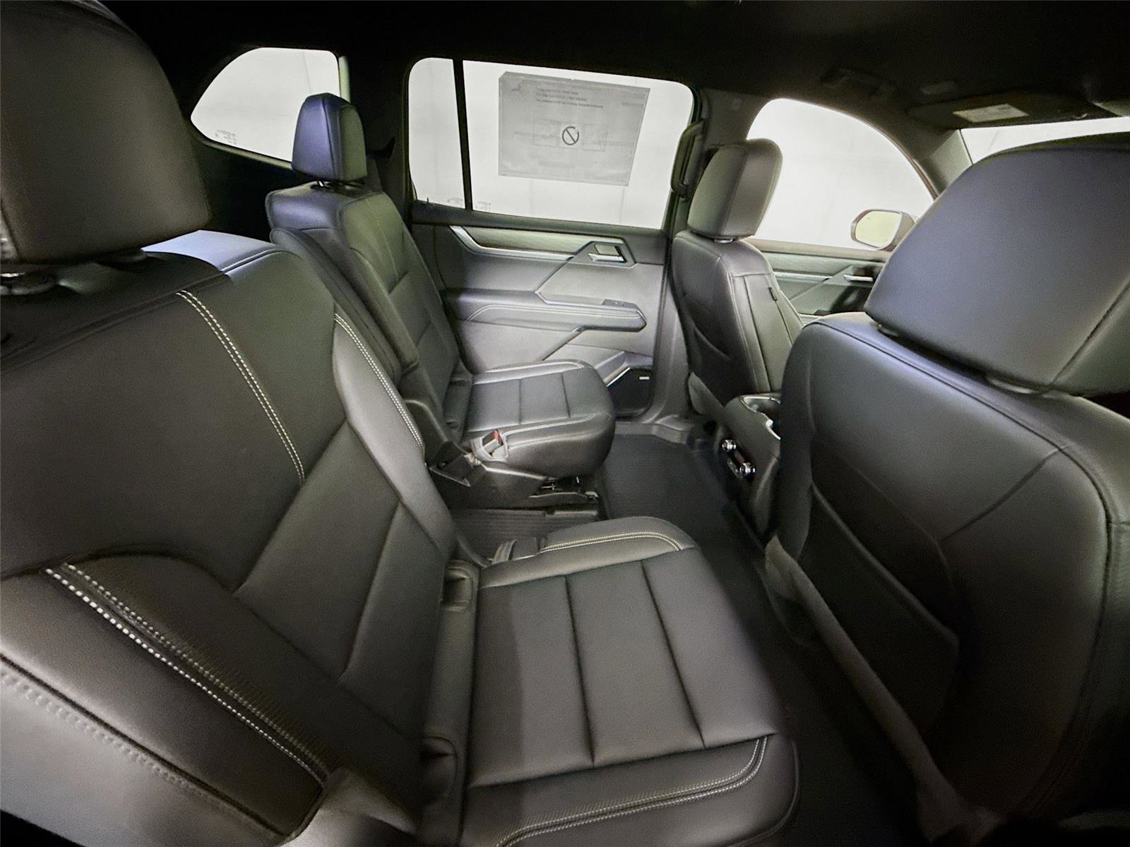 New 2026 GMC Acadia Elevation w/ Elevation Premium Package AWD/4WD image 22