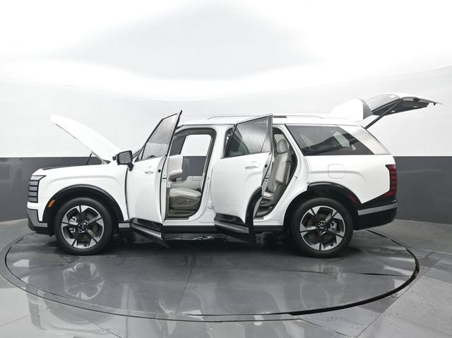 Used 2026 Hyundai Palisade Limited AWD/4WD image 34