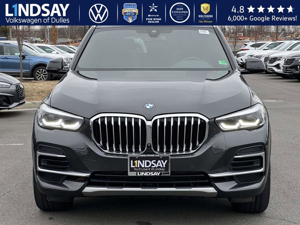 Used 2023 BMW X5 xDrive40i w/ Parking Assistance Package image 2