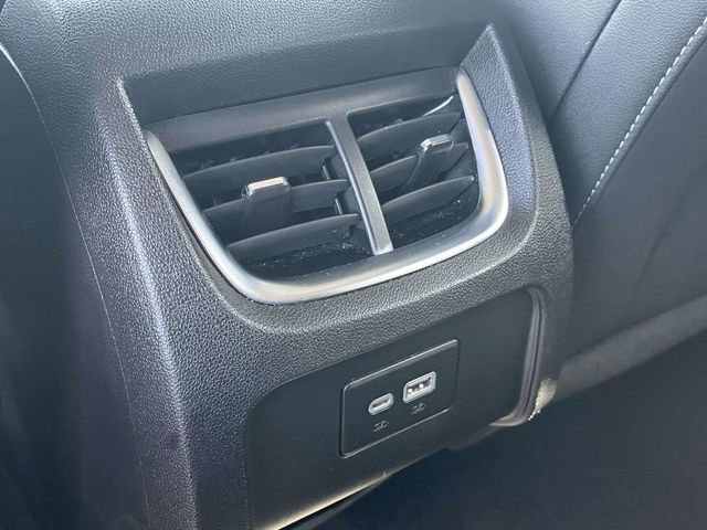 Used 2024 Chevrolet Blazer LT FWD image 19