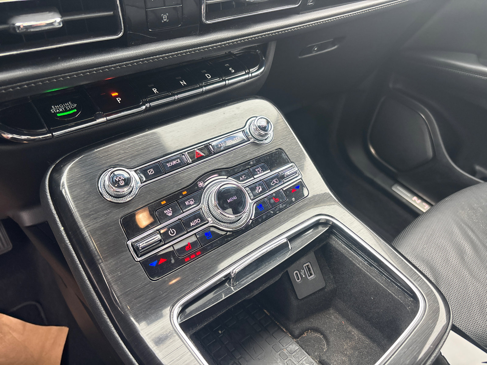 Certified 2023 Lincoln Nautilus Reserve w/ Equipment Group 201A image 22