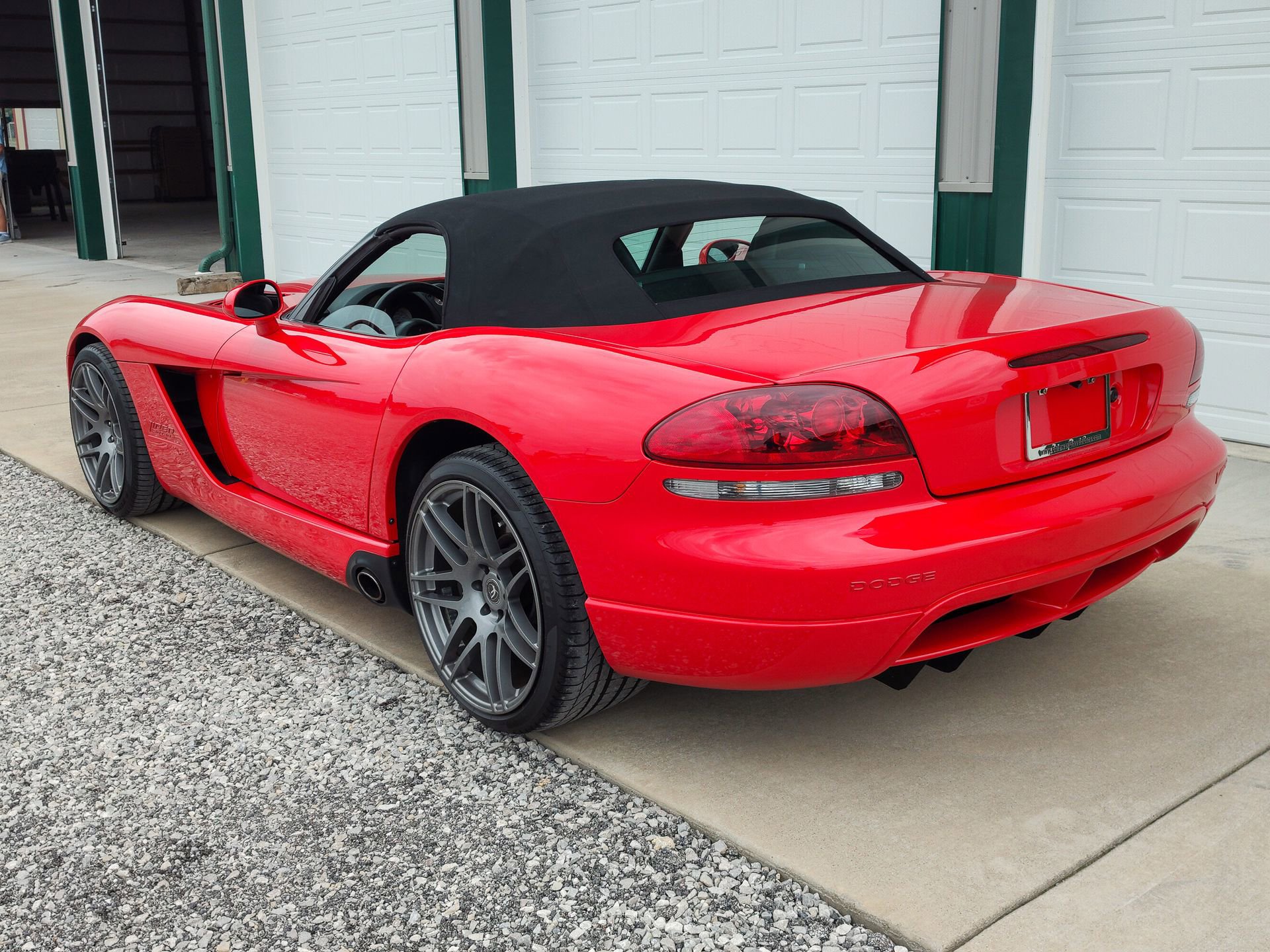 Used 2003 Dodge Viper SRT-10 image 17