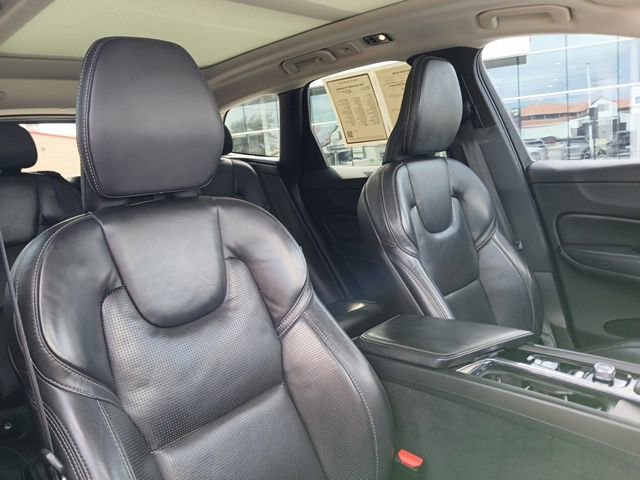 Used 2021 Volvo XC60 T6 Inscription w/ Advanced Package image 18