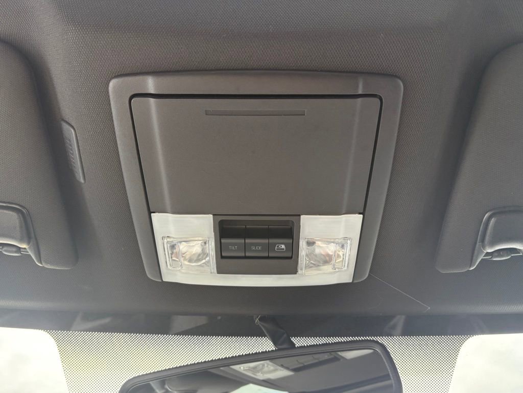 Used 2013 Ford F150 Platinum image 16