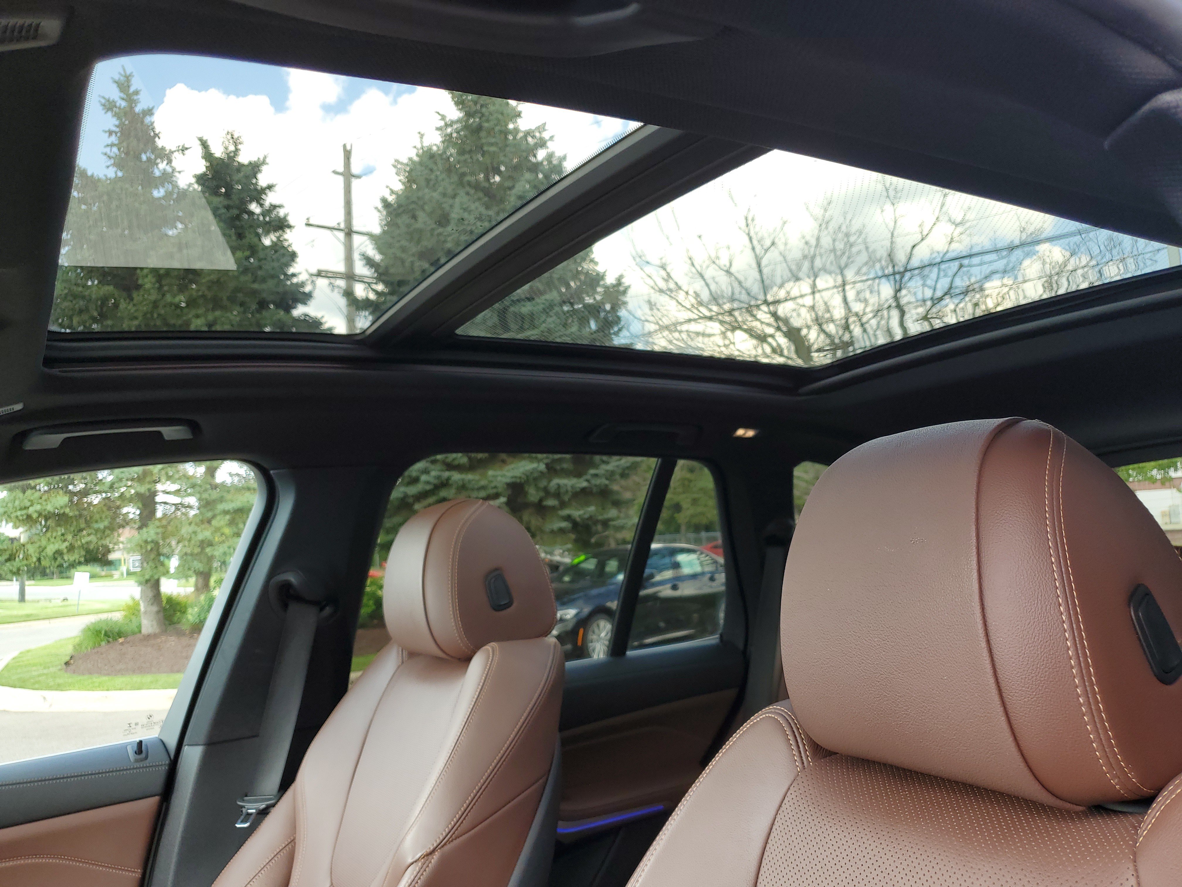 Used 2020 BMW X5 xDrive40i w/ Premium Package AWD/4WD image 6