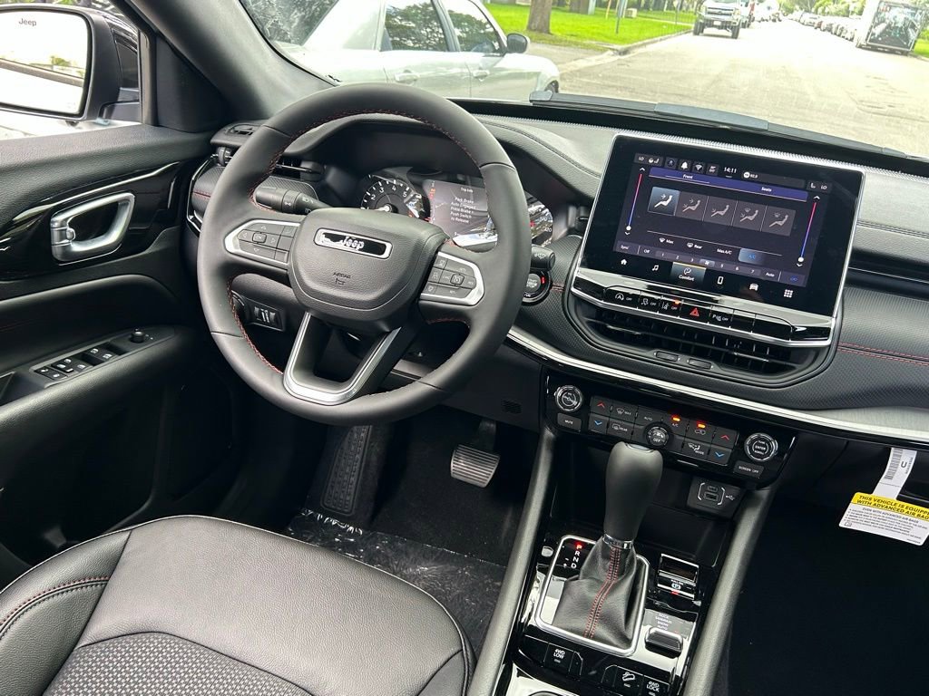 New 2026 Jeep Compass Trailhawk image 9