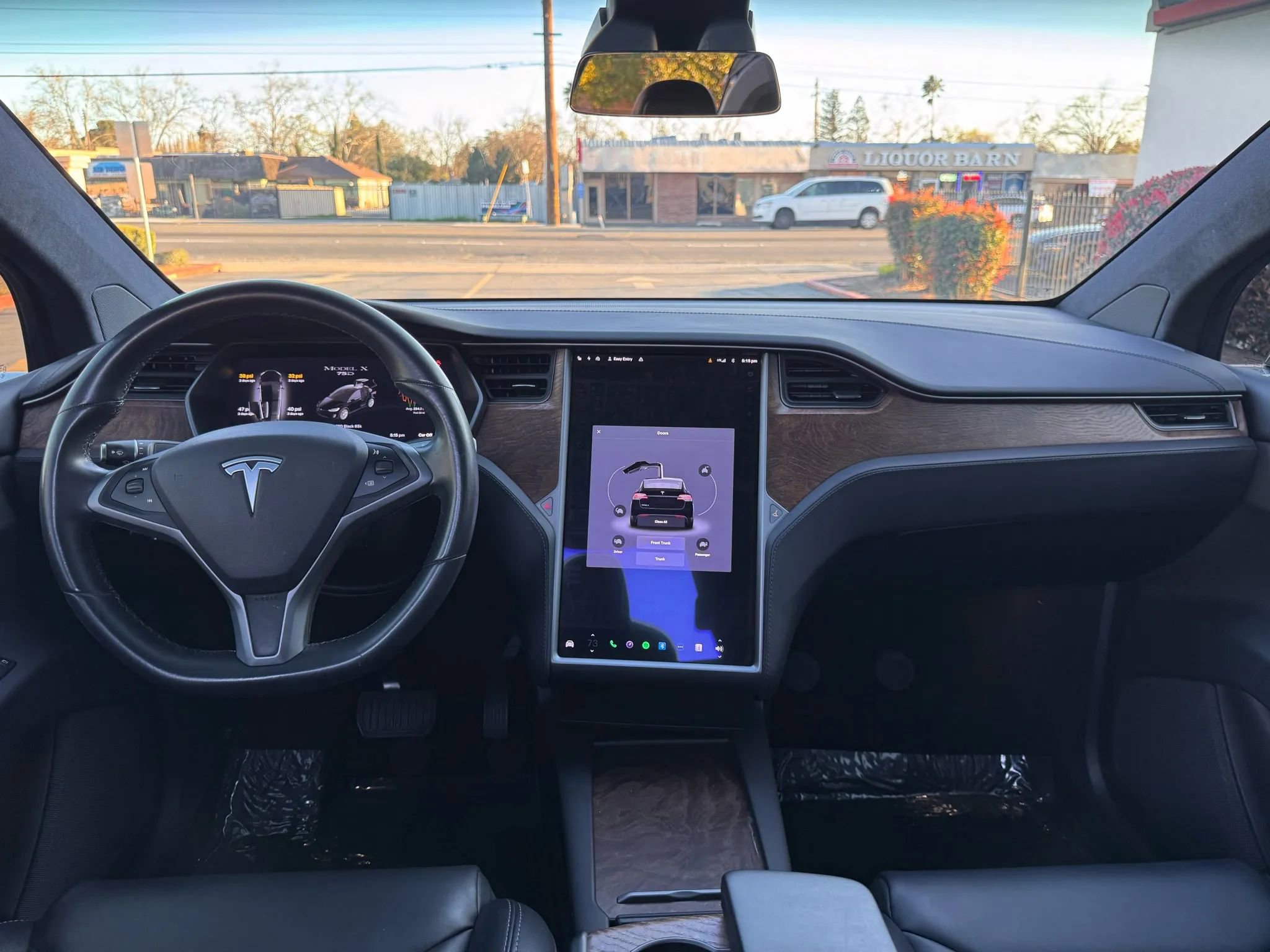 Used 2018 Tesla Model X 75D image 19