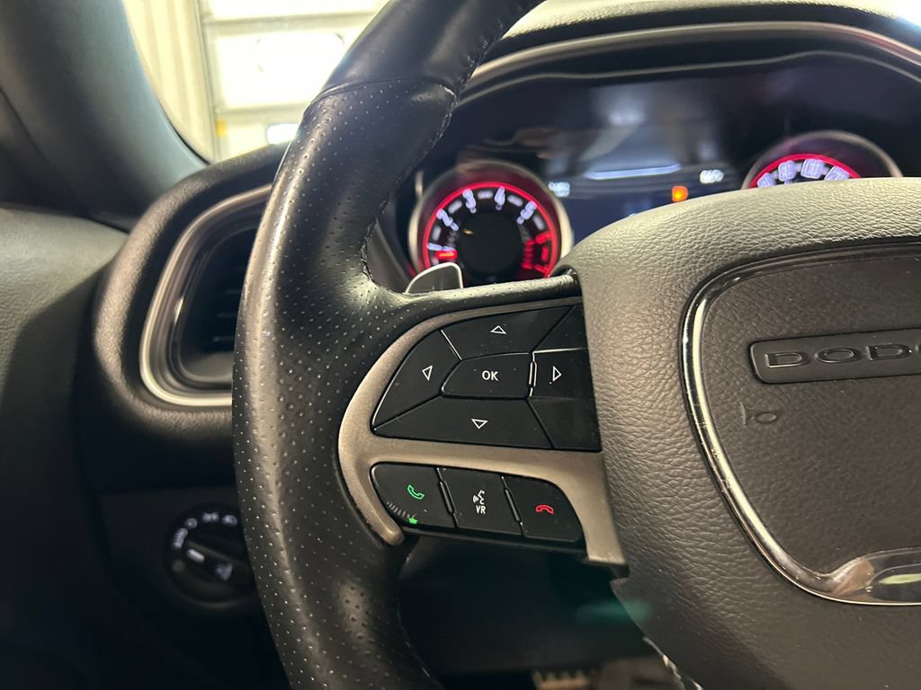 Used 2019 Dodge Challenger R/T Scat Pack w/ Driver Convenience Group RWD image 19
