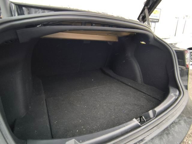 Used 2021 Tesla Model 3 Performance image 21