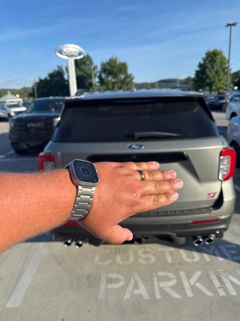 Certified 2020 Ford Explorer ST w/ Premium Technology Package AWD/4WD image 11
