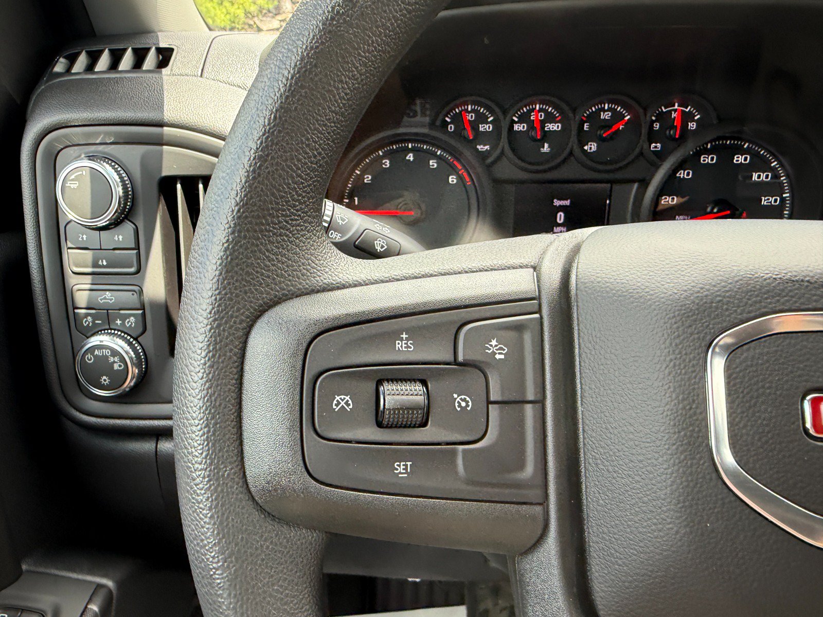 New 2026 GMC Sierra 3500 Pro AWD/4WD image 24
