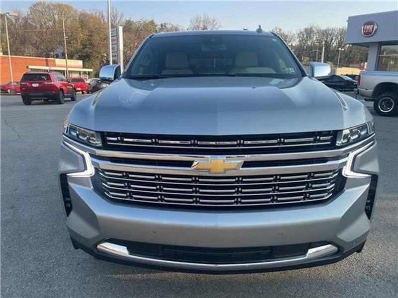 Used 2024 Chevrolet Suburban Premier AWD/4WD video 2