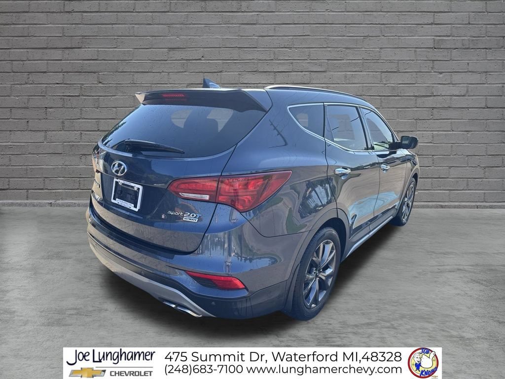 Used 2017 Hyundai Santa Fe Sport FWD image 3