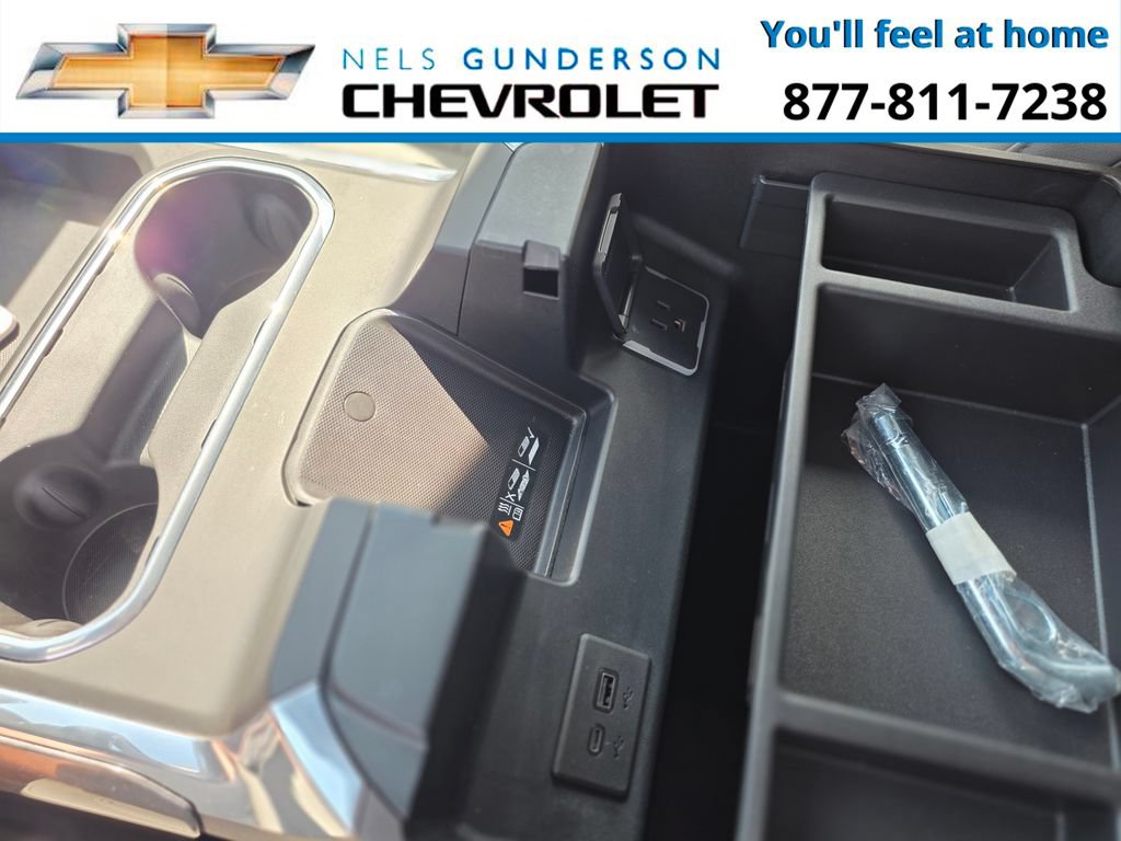 Used 2024 Chevrolet Silverado 2500 LTZ w/ LTZ Premium Package AWD/4WD image 28