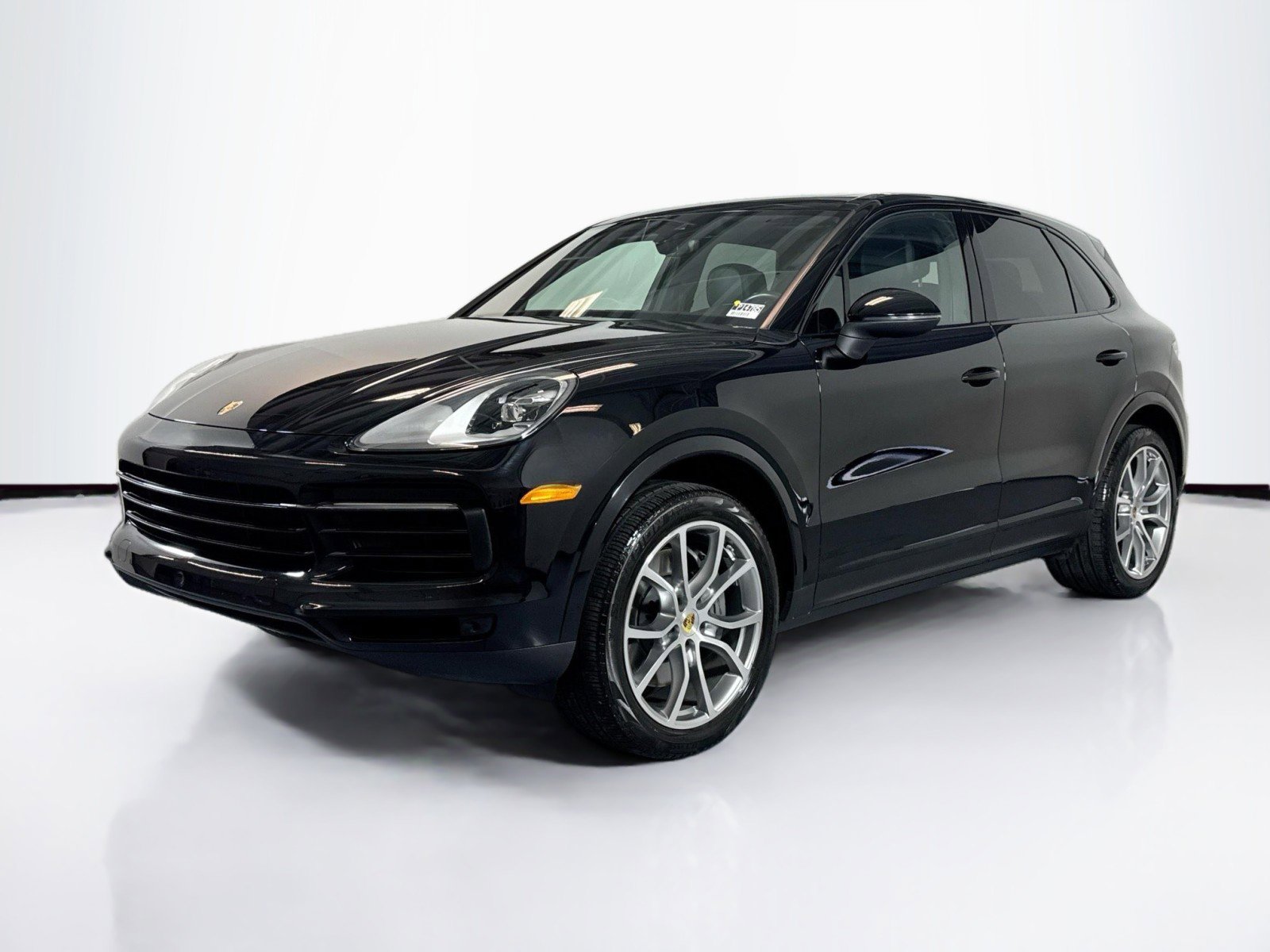 Used 2021 Porsche Cayenne S image 1