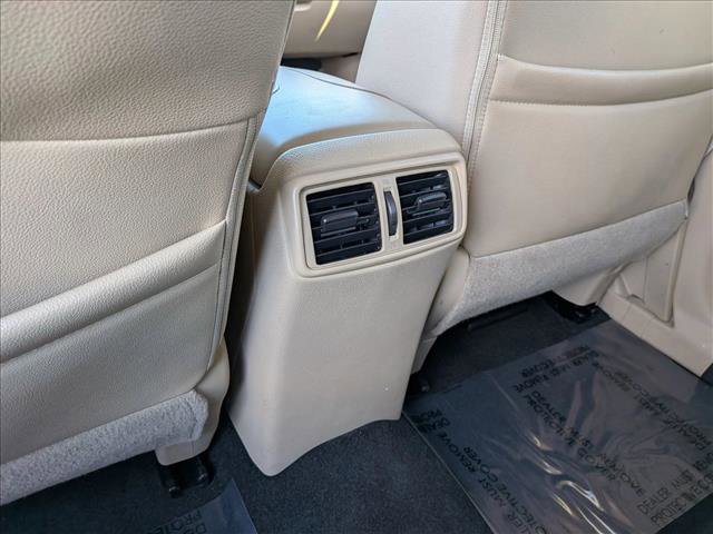 Used 2017 Nissan Rogue SL w/ SL Premium Package image 17