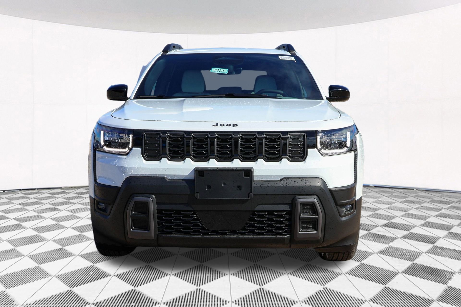 New 2026 Jeep Cherokee Laredo image 9