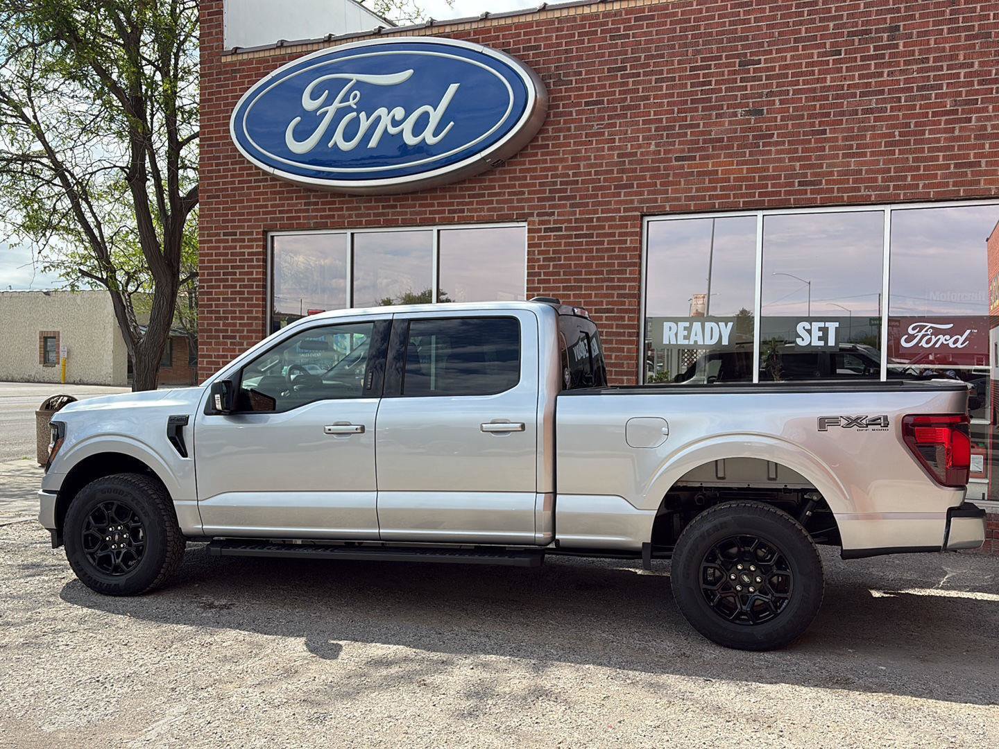 New 2026 Ford F150 XLT w/ Equipment Group 302A MID AWD/4WD image 9