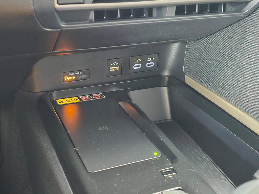 Used 2026 Toyota Camry LE image 34