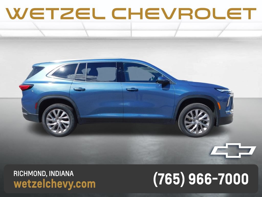 Used 2026 Buick Enclave Preferred FWD image 2