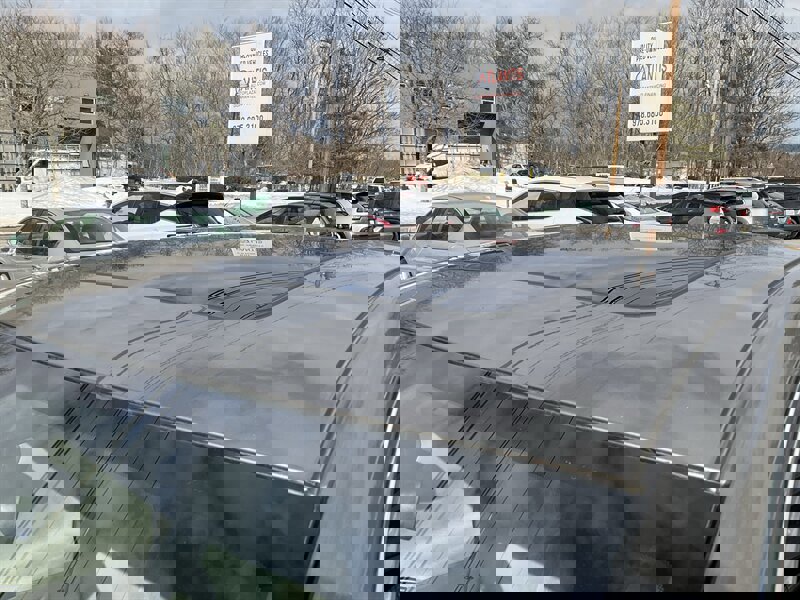 Used 2020 Chevrolet Malibu LT image 9