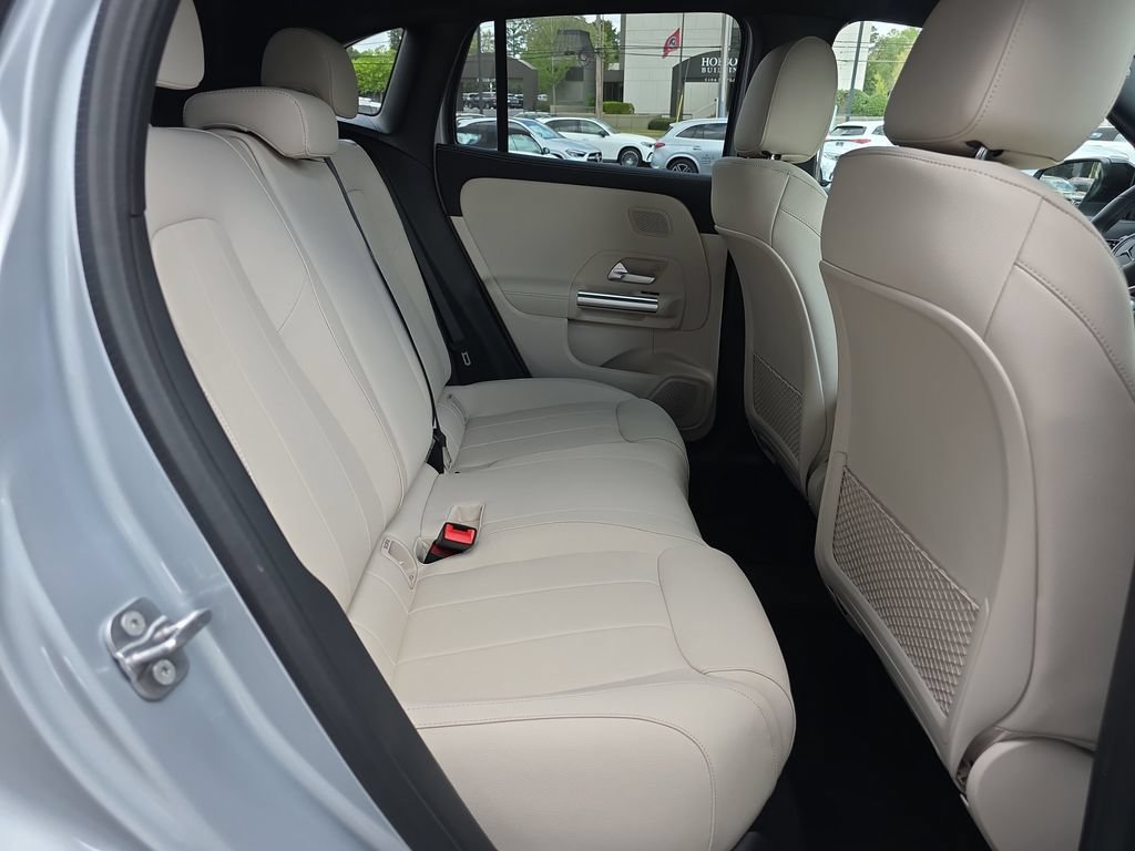 New 2026 Mercedes-Benz GLA 250 4MATIC image 15