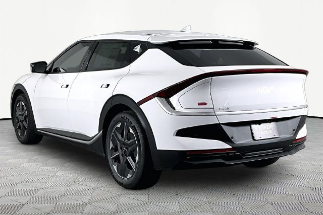 New 2026 Kia EV6 Light RWD image 4
