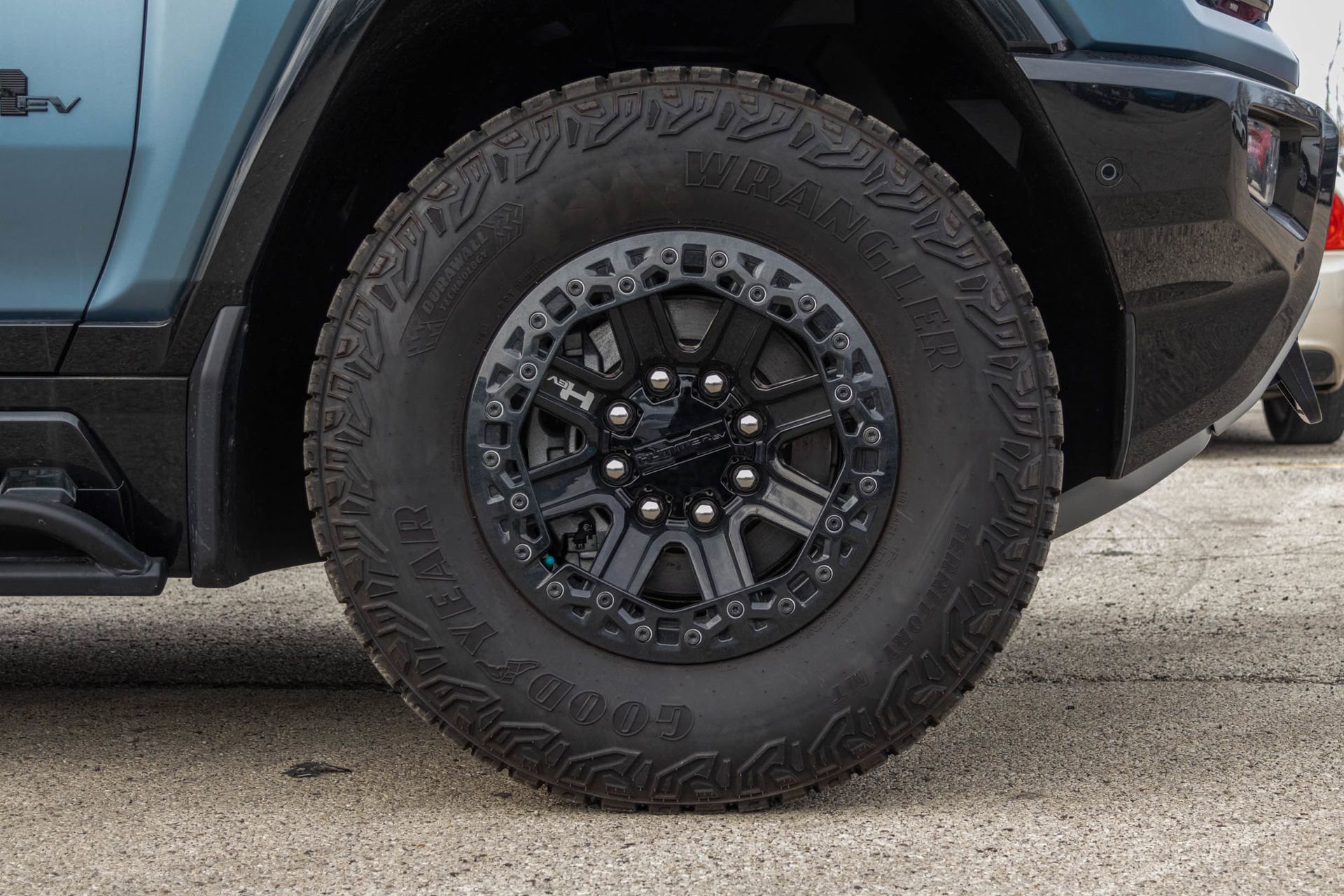Used 2024 GMC Hummer EV 3X w/ Omega Edition image 43