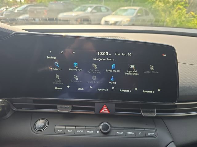 New 2025 Hyundai Elantra SEL image 18