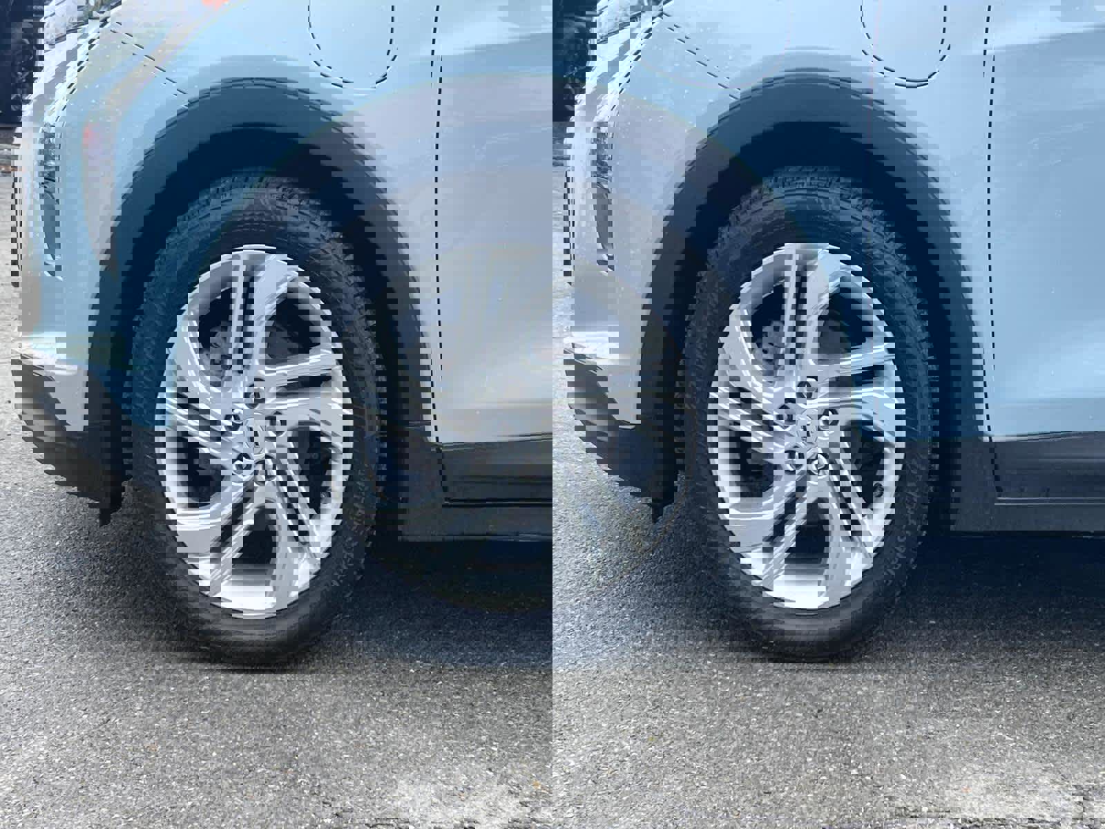 Certified 2023 Chevrolet Bolt LT image 11