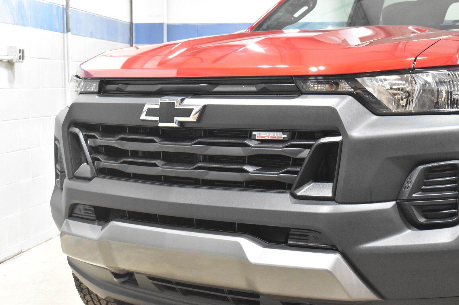 Used 2026 Chevrolet Colorado Trail Boss AWD/4WD image 32