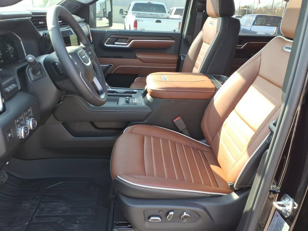 New 2026 GMC Sierra 2500 Denali Ultimate image 15
