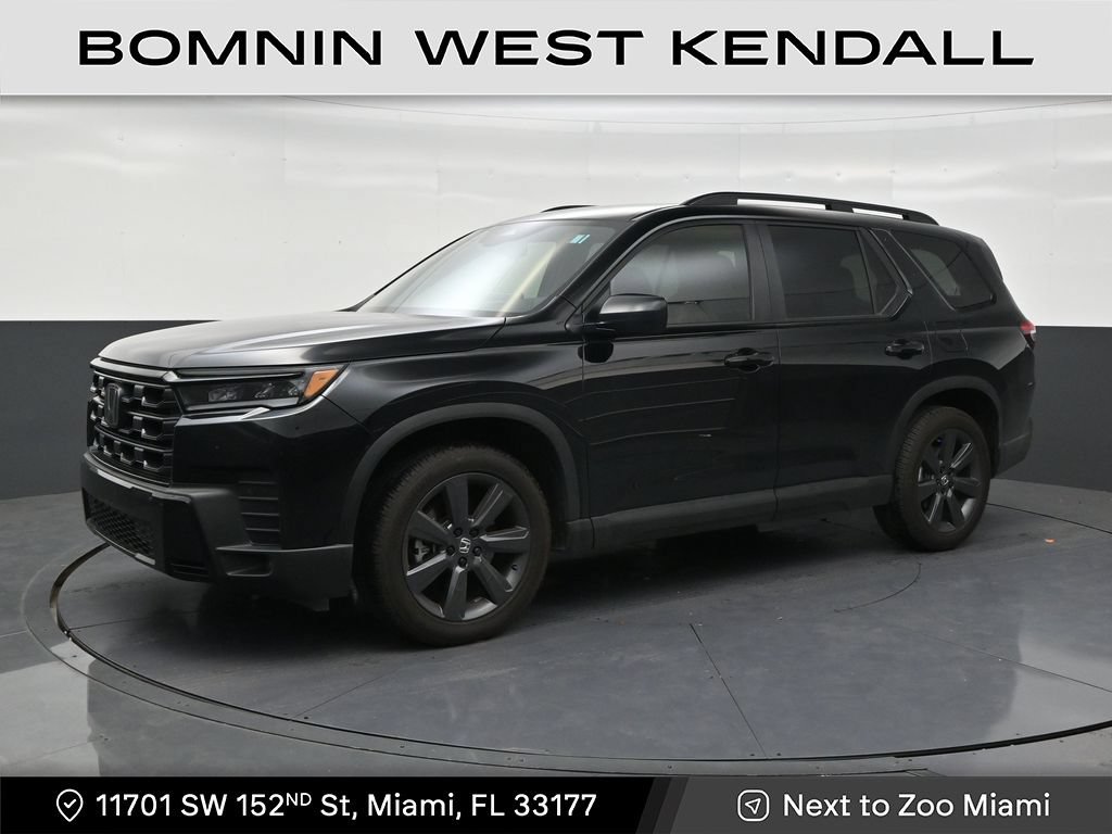 Used 2026 Honda Pilot Sport image 1