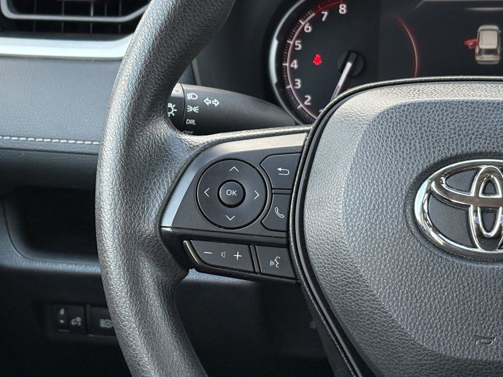 Used 2024 Toyota RAV4 LE image 8
