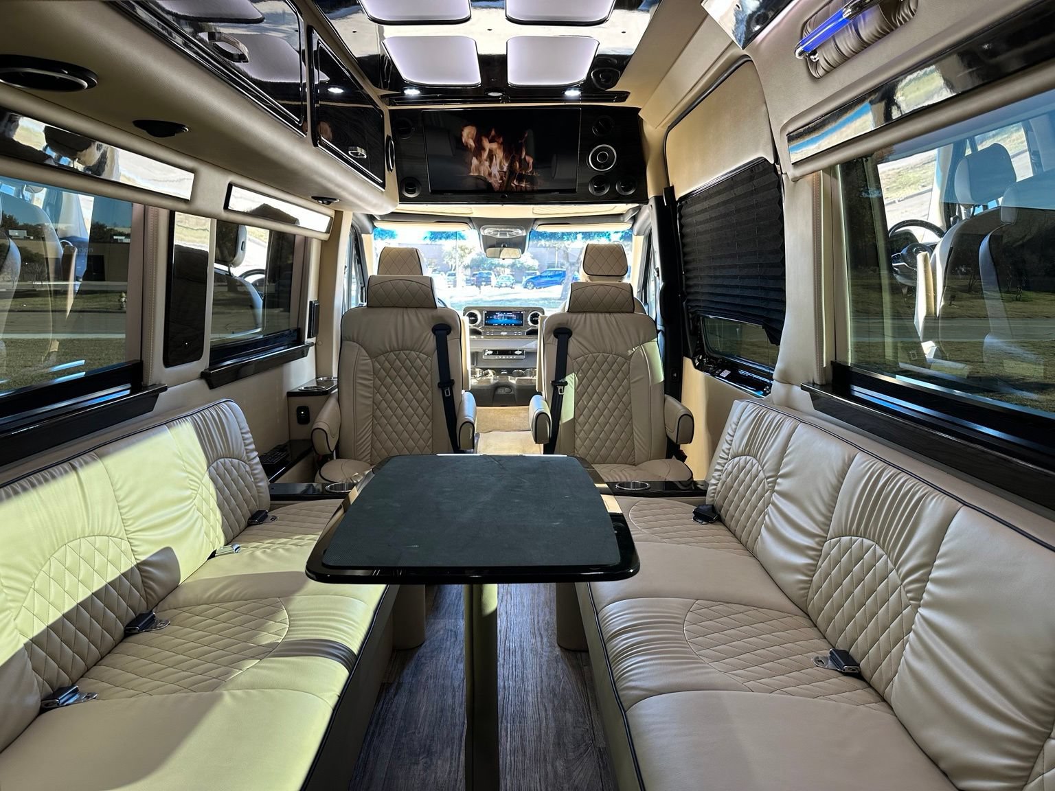 Used 2022 Mercedes-Benz Sprinter 3500 w/ Parking Package image 13