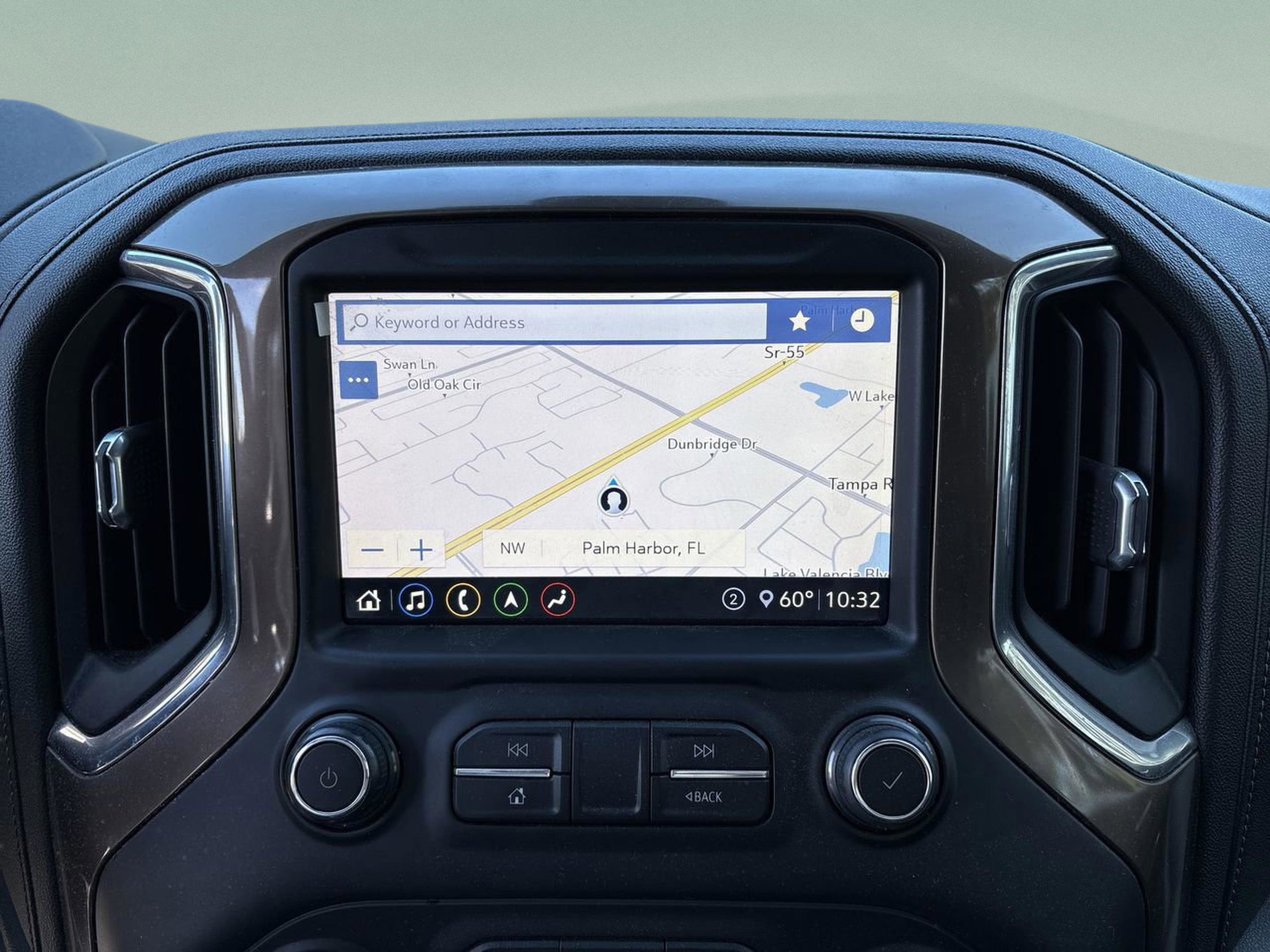 Used 2020 Chevrolet Silverado 1500 High Country w/ Technology Package image 11