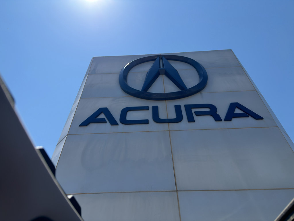 Used 2012 Acura TL w/ Technology Package FWD image 2