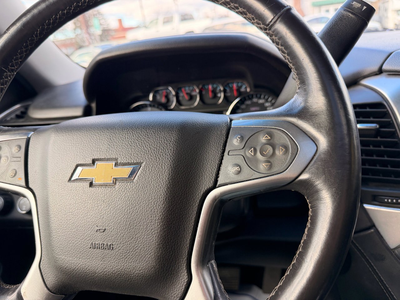 Used 2015 Chevrolet Tahoe LT image 28