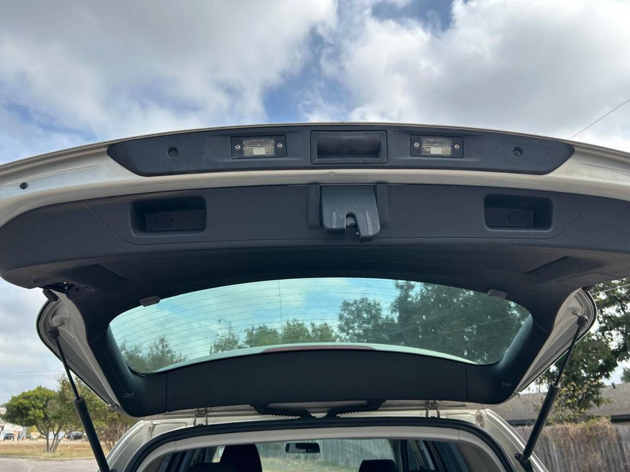 Used 2013 Volkswagen Tiguan S image 23