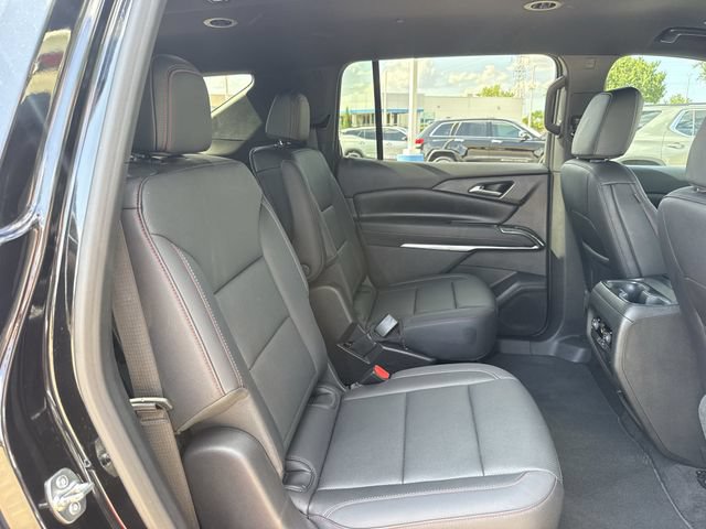 Certified 2025 Chevrolet Traverse Z71 w/ Driver Confidence Package AWD/4WD image 31