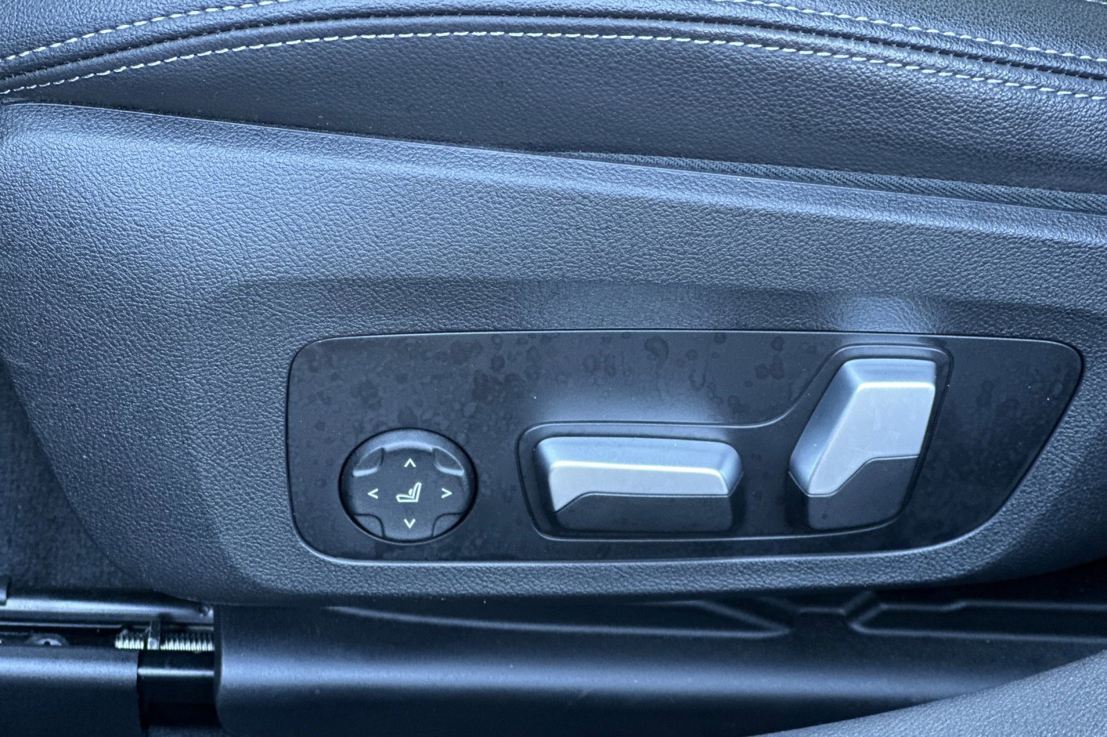 Certified 2023 BMW i4 eDrive40 w/ Premium Package image 11