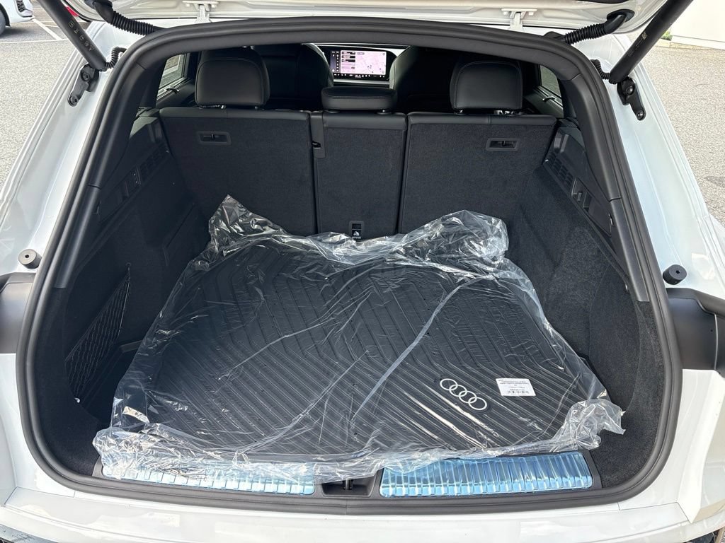 New 2026 Audi SQ5 Premium Plus AWD/4WD image 35