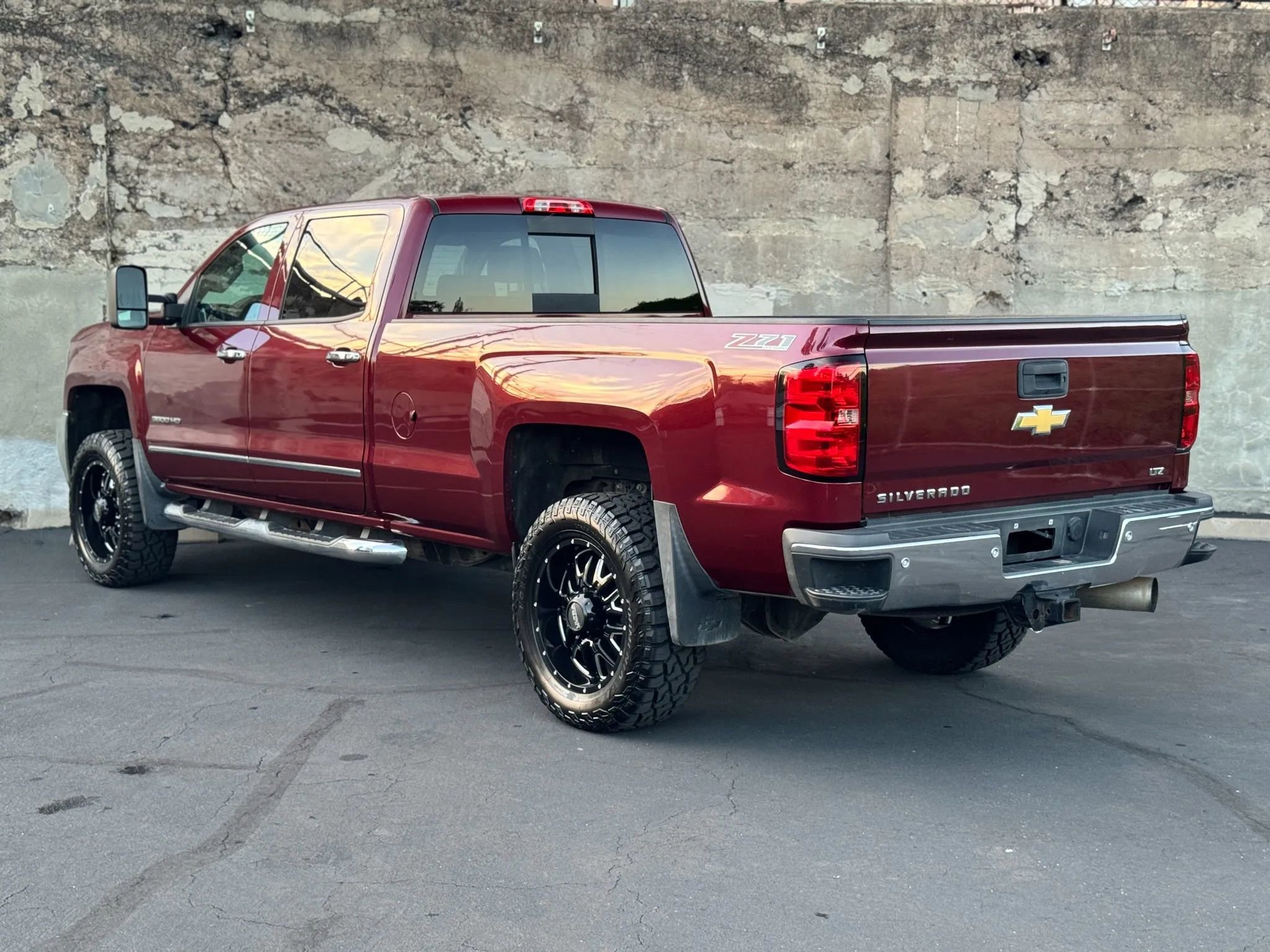 Used 2015 Chevrolet Silverado 3500 LTZ w/ Duramax Plus Package image 11