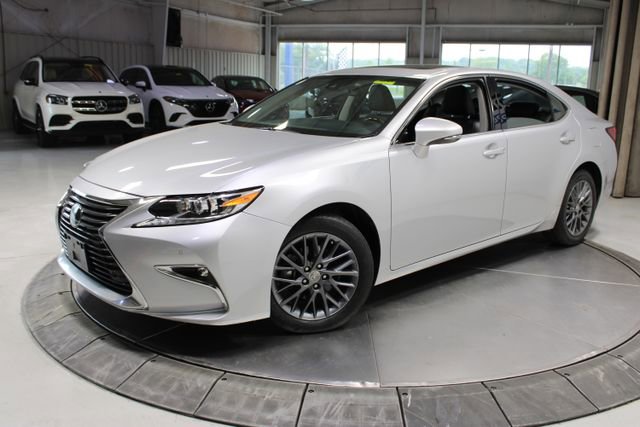 Used 2018 Lexus ES 350 w/ Premier Package FWD image 4