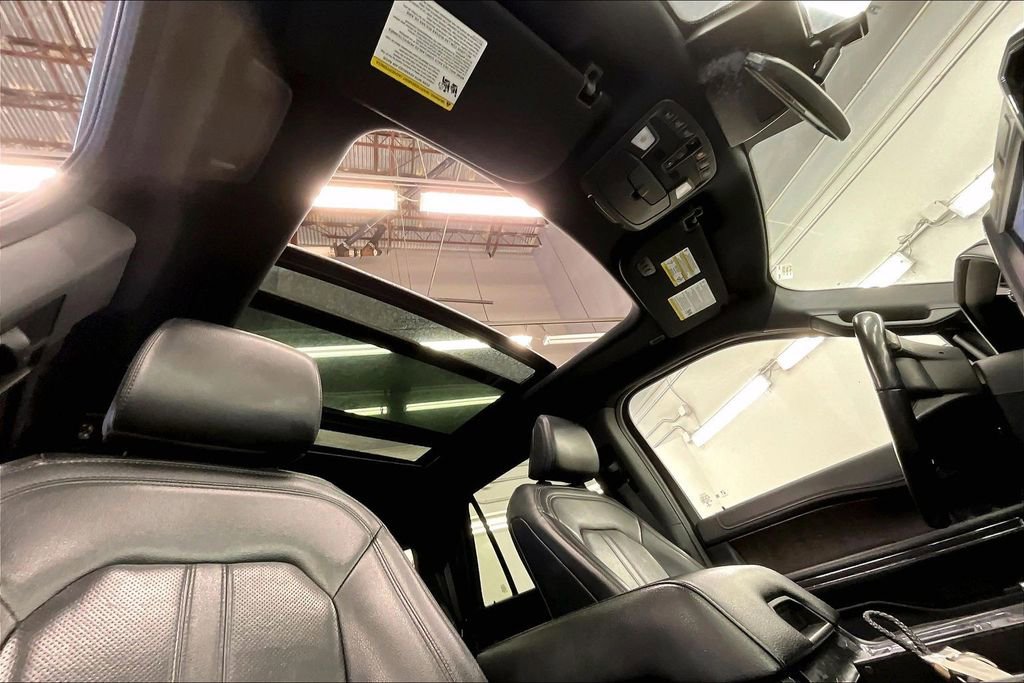 Used 2021 Ford Expedition Max Limited image 28