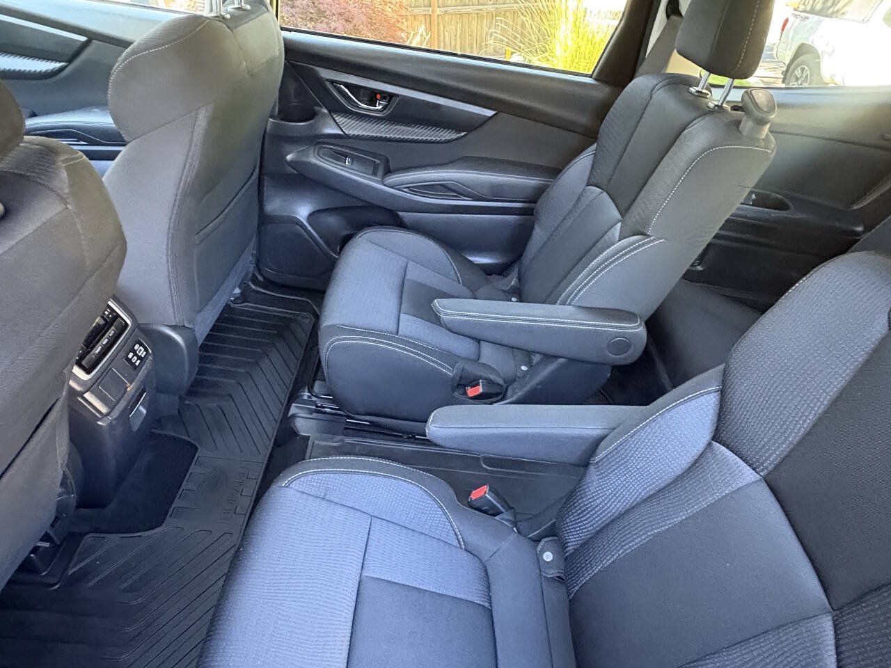 Used 2024 Subaru Ascent Premium w/ Convenience Package AWD/4WD image 14