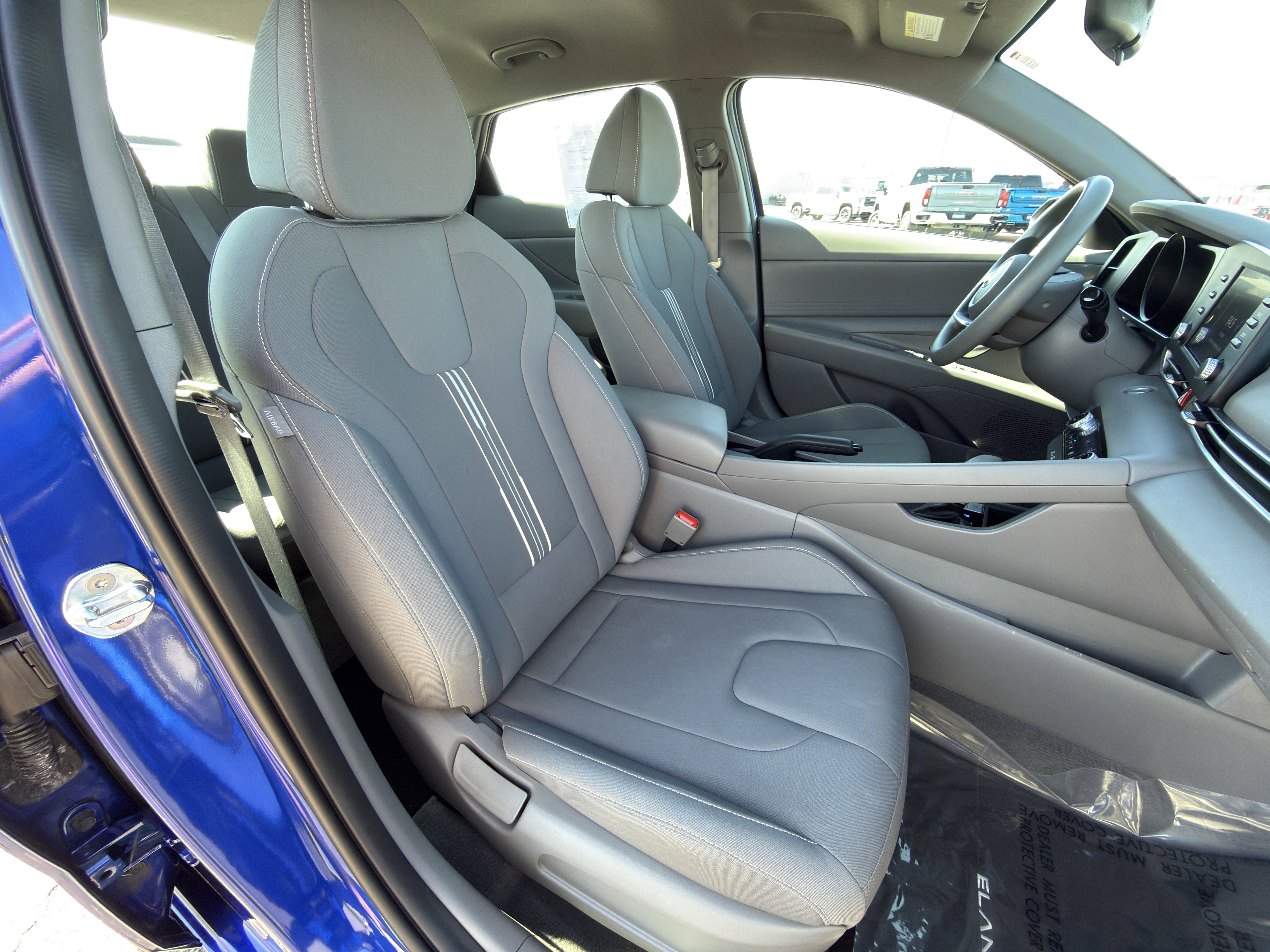 Used 2023 Hyundai Elantra SEL FWD image 12