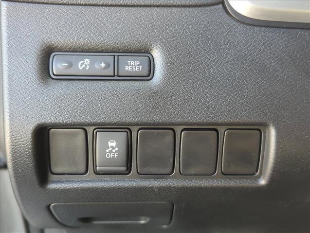 Used 2017 Nissan Murano S w/ Navigation Package image 18