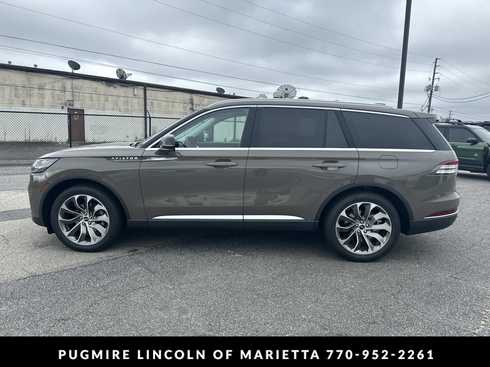 New 2026 Lincoln Aviator Reserve RWD image 8