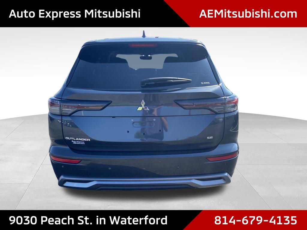 New 2026 Mitsubishi Outlander SE image 6